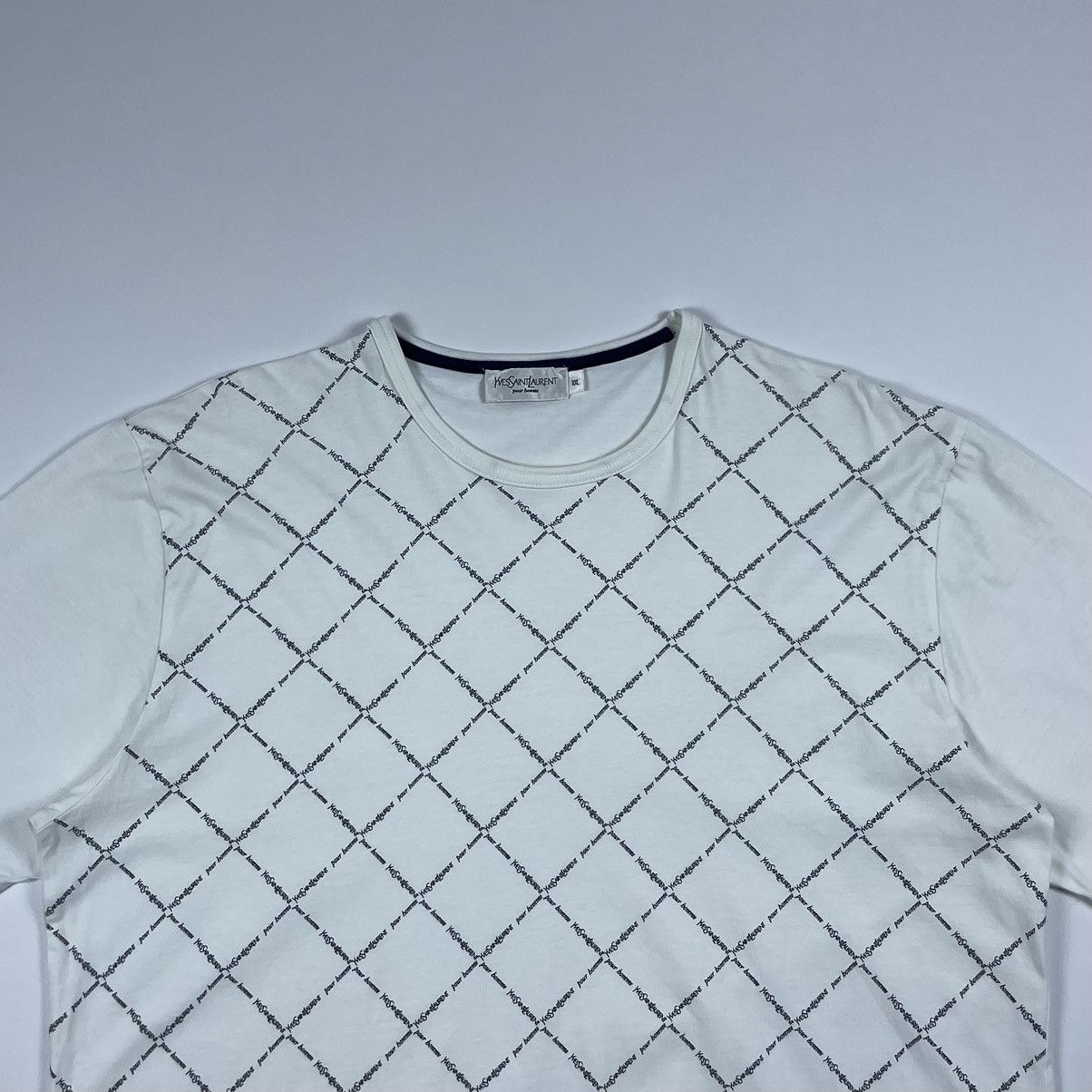 Yves Saint Laurent Yves Saint Laurent YSL Monogram T-shirt Size US XXL / EU 58 / 5 - 3 Thumbnail