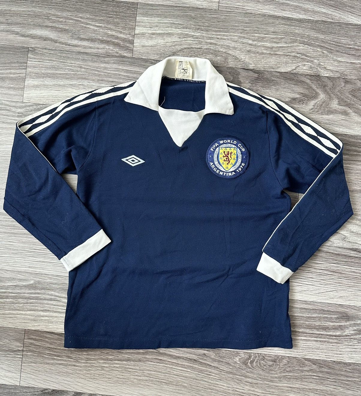 Umbro RARE Umbro Vintage Scotland 1978 World Cup Longsleeve hype Size US S / EU 44-46 / 1 - 1 Thumbnail