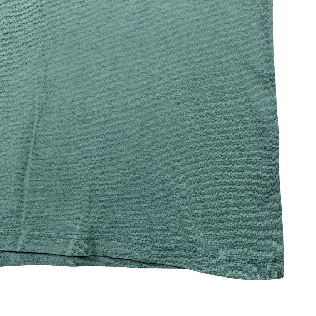 Vintage Vintage 90s TOWN & COUNTRY big back hit Surfing tee Size US M / EU 48-50 / 2 - 8 Thumbnail