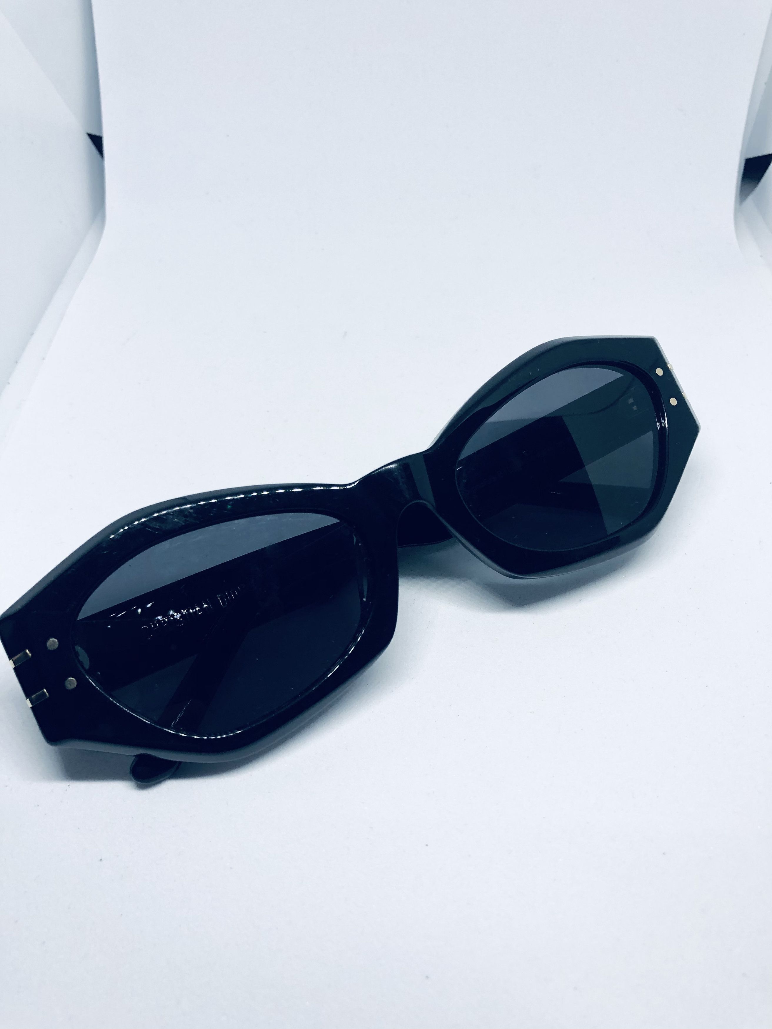 Dior Dior Signature B1U Black/Grey Butterfly Frame Women's Size ONE SIZE - 1 Thumbnail