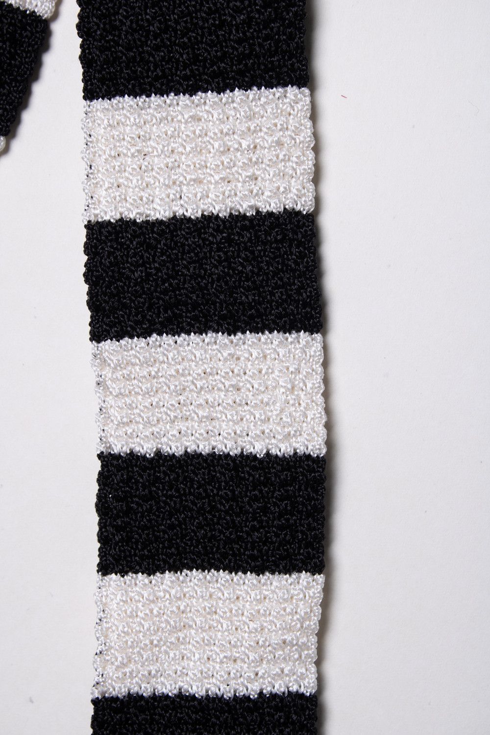 Mr P. Mr. P. Striped knitted scarf in black and white Size ONE SIZE - 3 Thumbnail