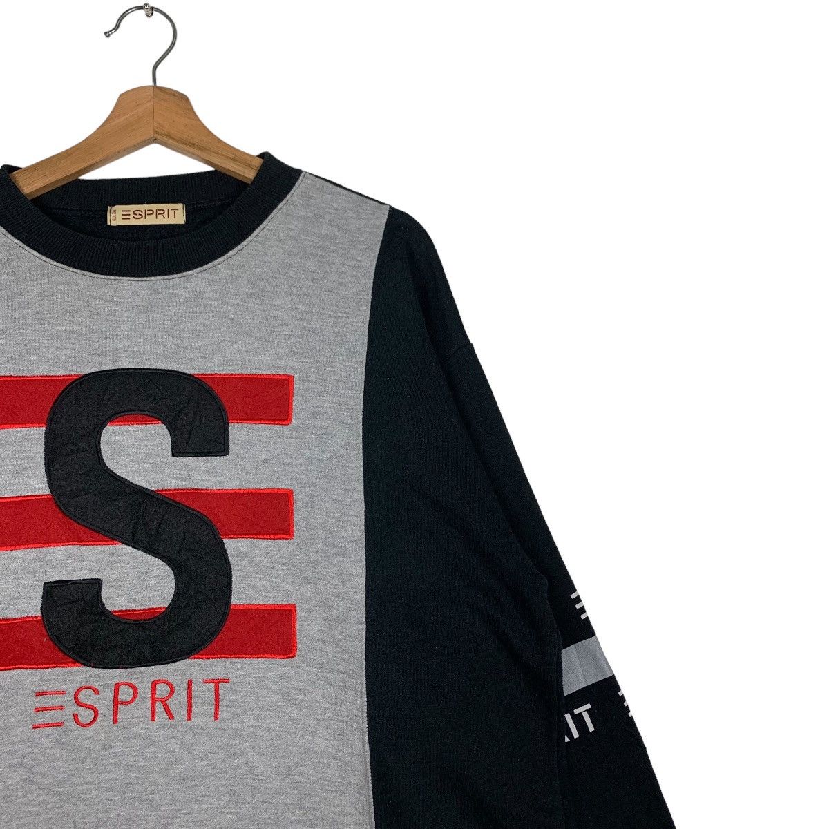 Esprit ESPRIT Embroidery Big Logo Pullover Sweater #0591-C28 Size US XL / EU 56 / 4 - 5 Thumbnail