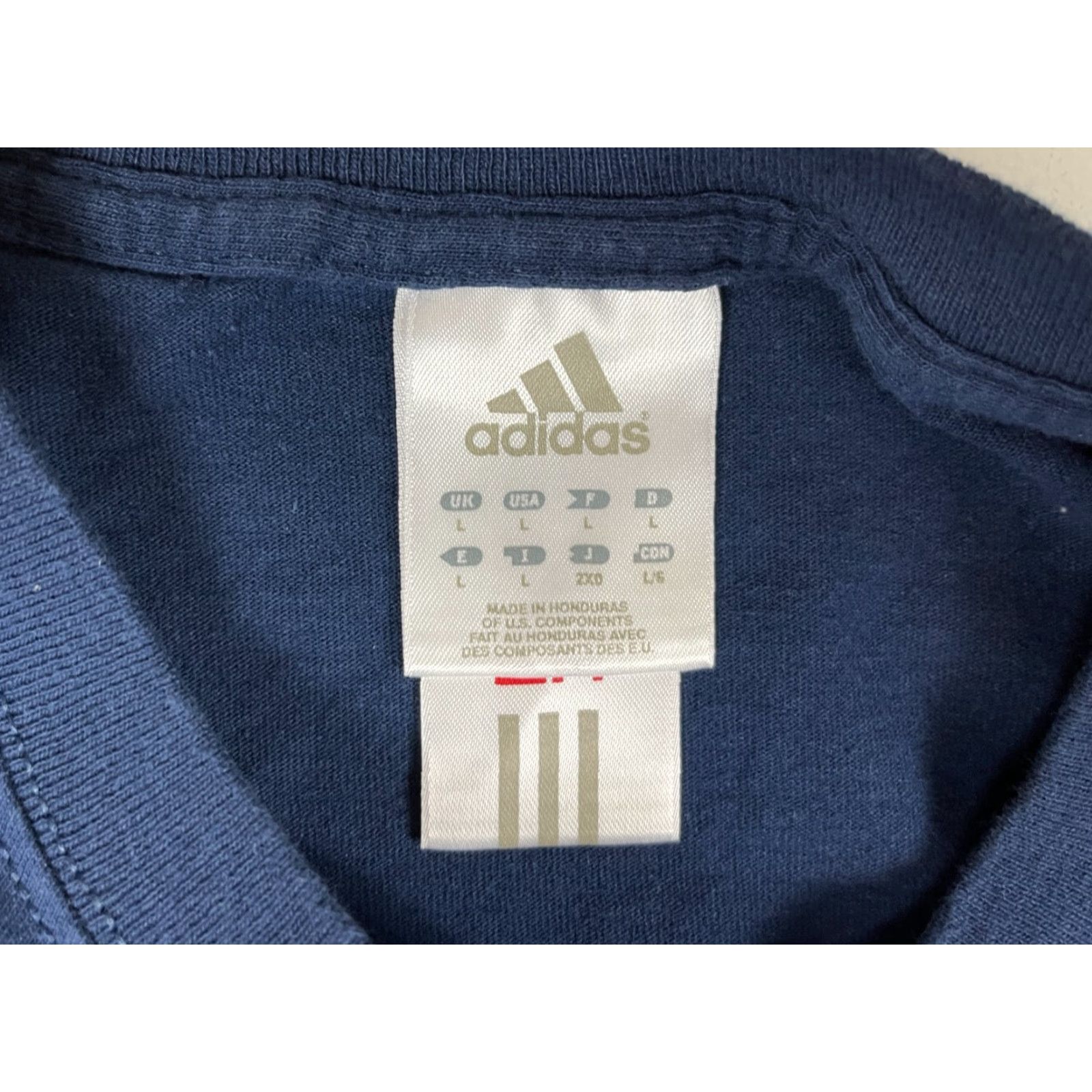 Adidas VINTAGE Adidas Notre Dame Fighting Irish Long Sleeve T-Shirt Mens L Blue Cotton Logo 2000s College Sports Graphic Print Shirt Size US L / EU 52-54 / 3 - 5 Thumbnail