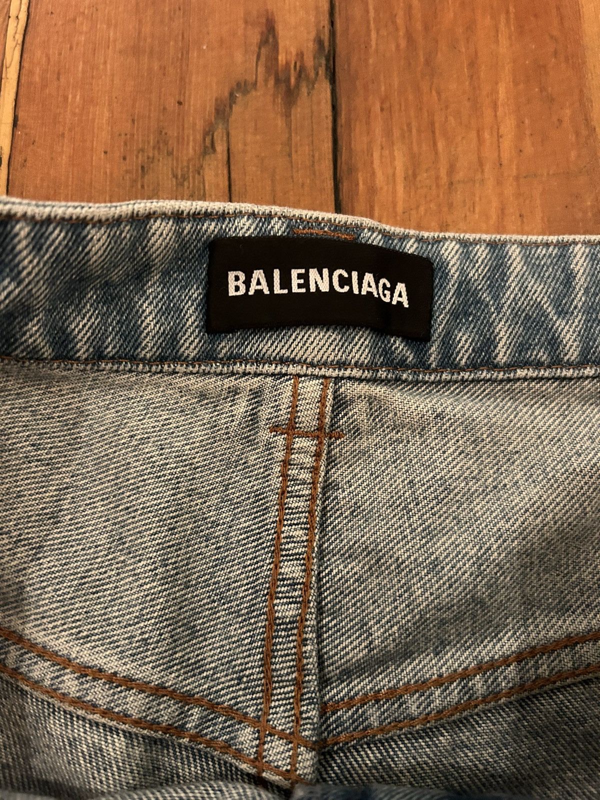 Balenciaga Balenciaga Denim Shorts Size US 31 - 3 Thumbnail