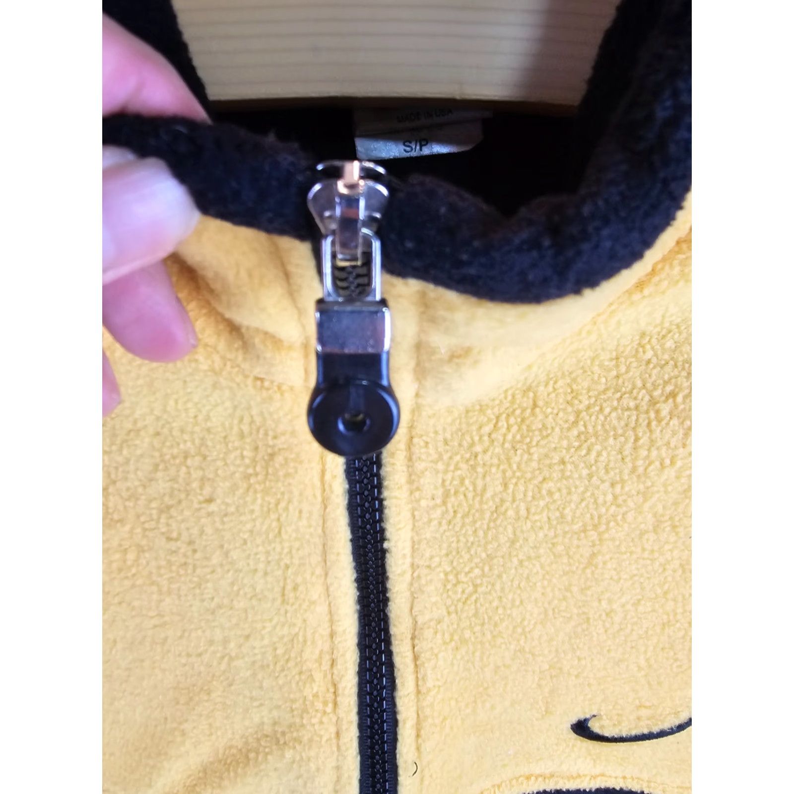 Nike VINTAGE Nike Yellow Half Zip Up Pullover Fleece SZ Small Made in USA Sweatshirt Men S Shirt Size US S / EU 44-46 / 1 - 6 Thumbnail