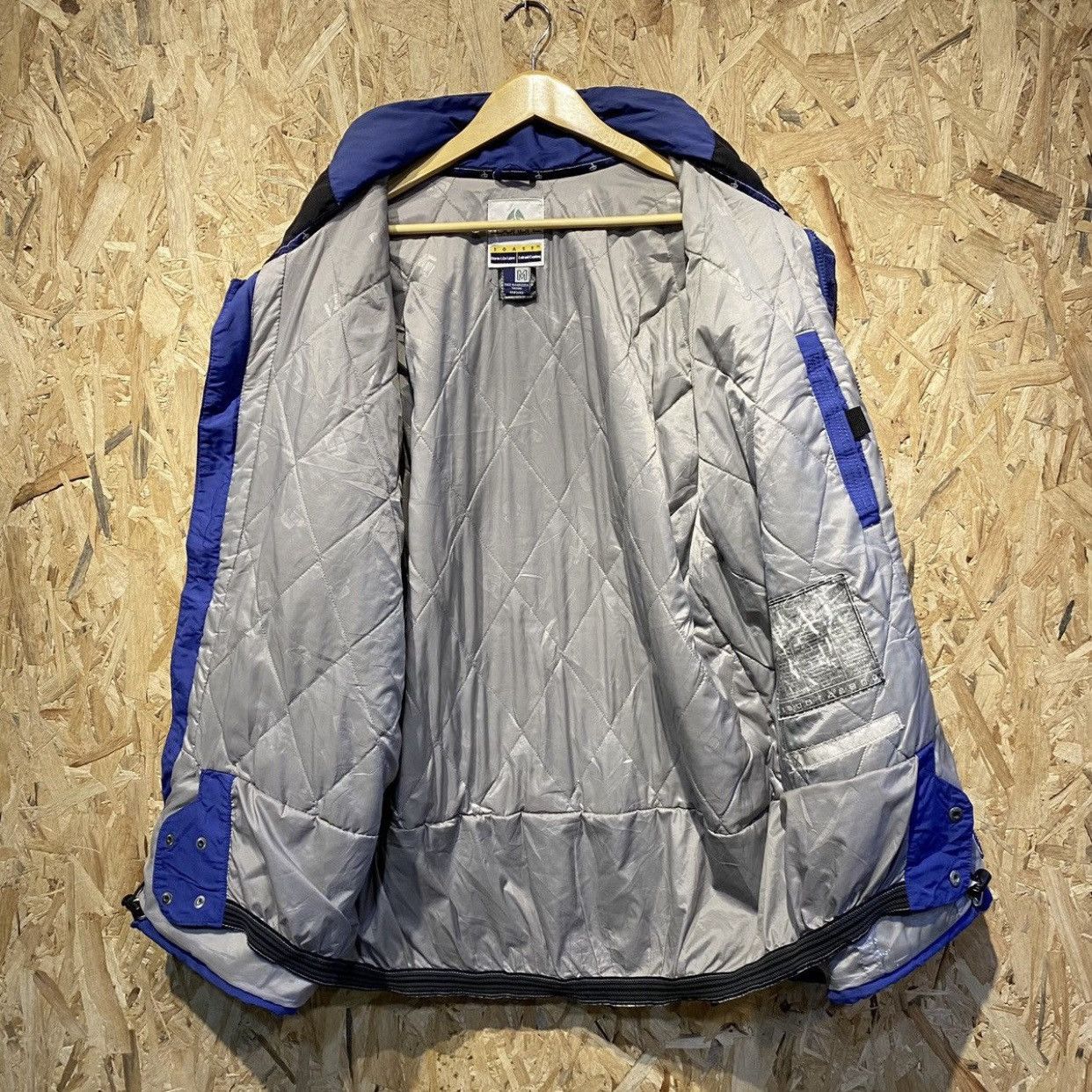Burton vintage Burton Snowboards Toast StormLite Fabric jacket blue Size US L / EU 52-54 / 3 - 3 Thumbnail