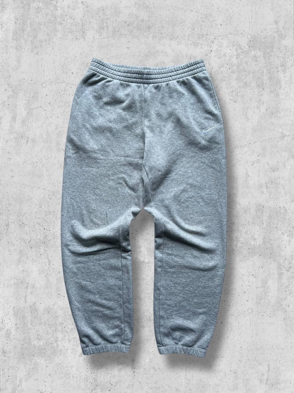Nike Nike vintage sweatpants baggy wide logo swoosh track Size US 34 / EU 50 - 1 Thumbnail