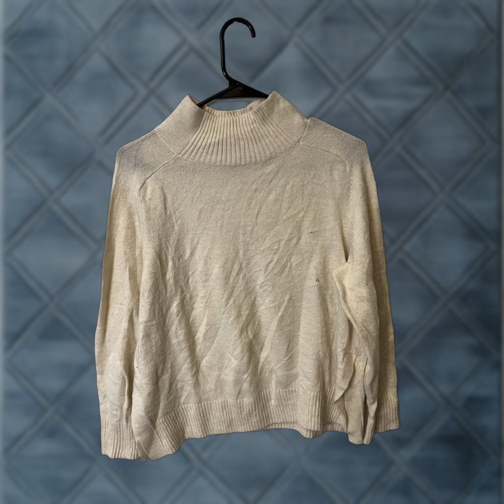 Banana Republic VINTAGE Banana Republic Cream Acrylic Nylon Blend Mock Neck Sweater Women's Size M All Seasons Pullover Size M / US 6-8 / IT 42-44 - 1 Thumbnail