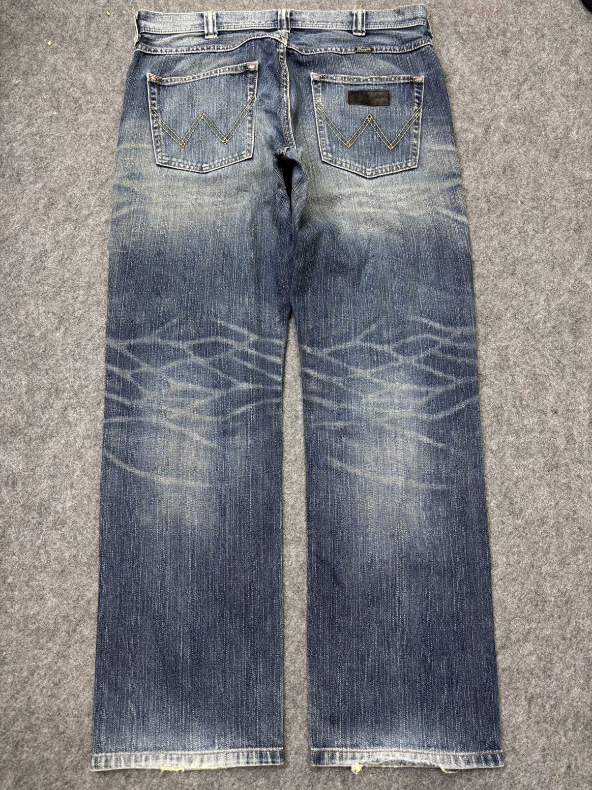 Wrangler Wrangler Stonewash Distressed Denim F785 Size US 36 / EU 52 - 15 Thumbnail
