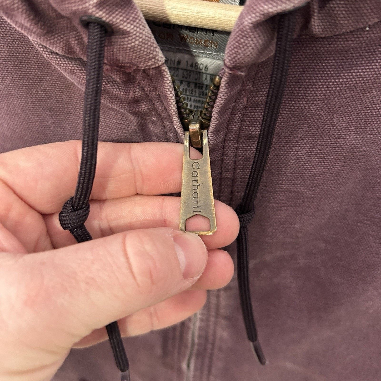 Carhartt Vintage Carhartt Quilted Active Jacket “Deep Plum” WJ130 DPM Size L / US 10 / IT 46 - 12 Thumbnail