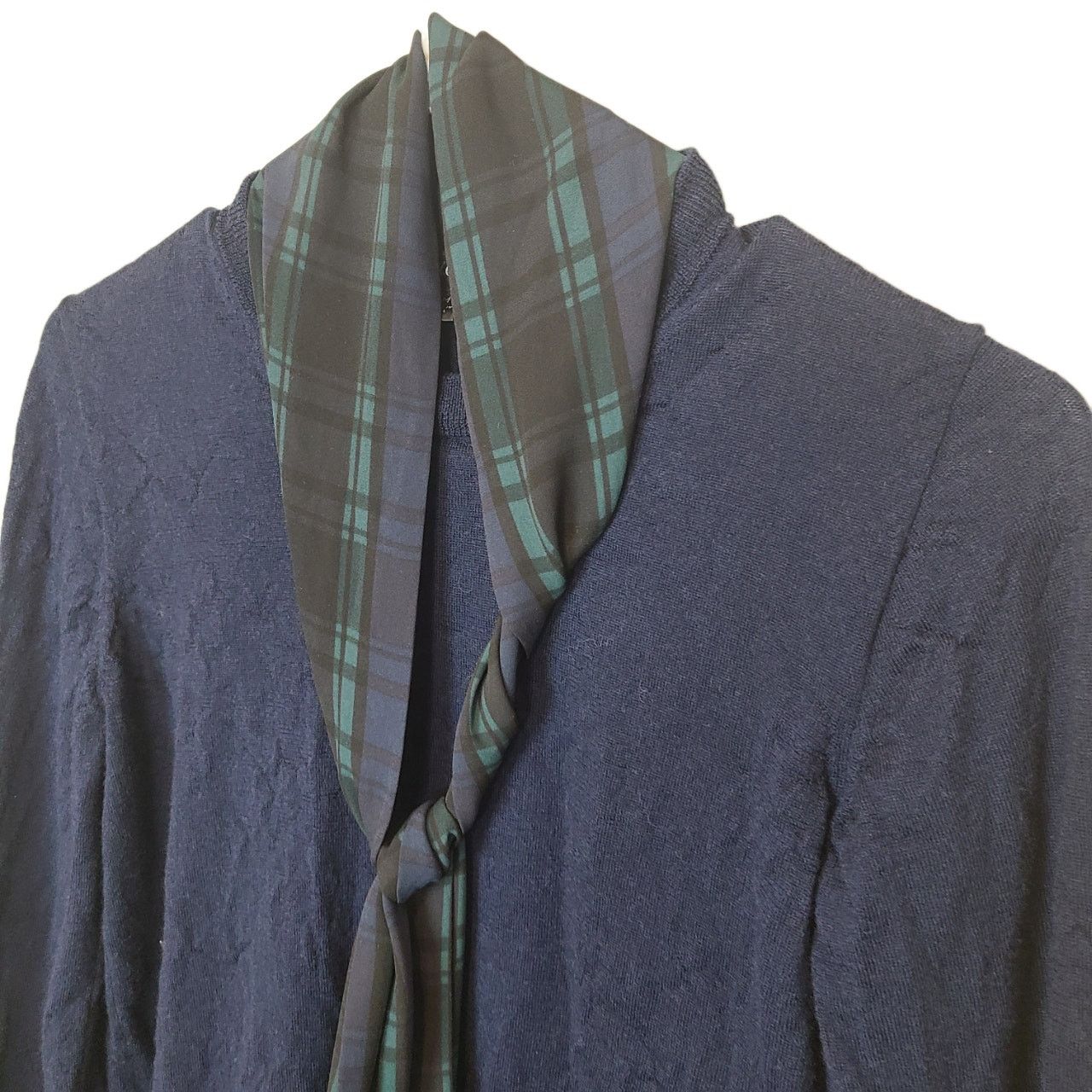 J.Crew J. Crew Sweater Women M Blue Merino Wool Tartan Plaid Scarf Size M / US 6-8 / IT 42-44 - 5 Thumbnail