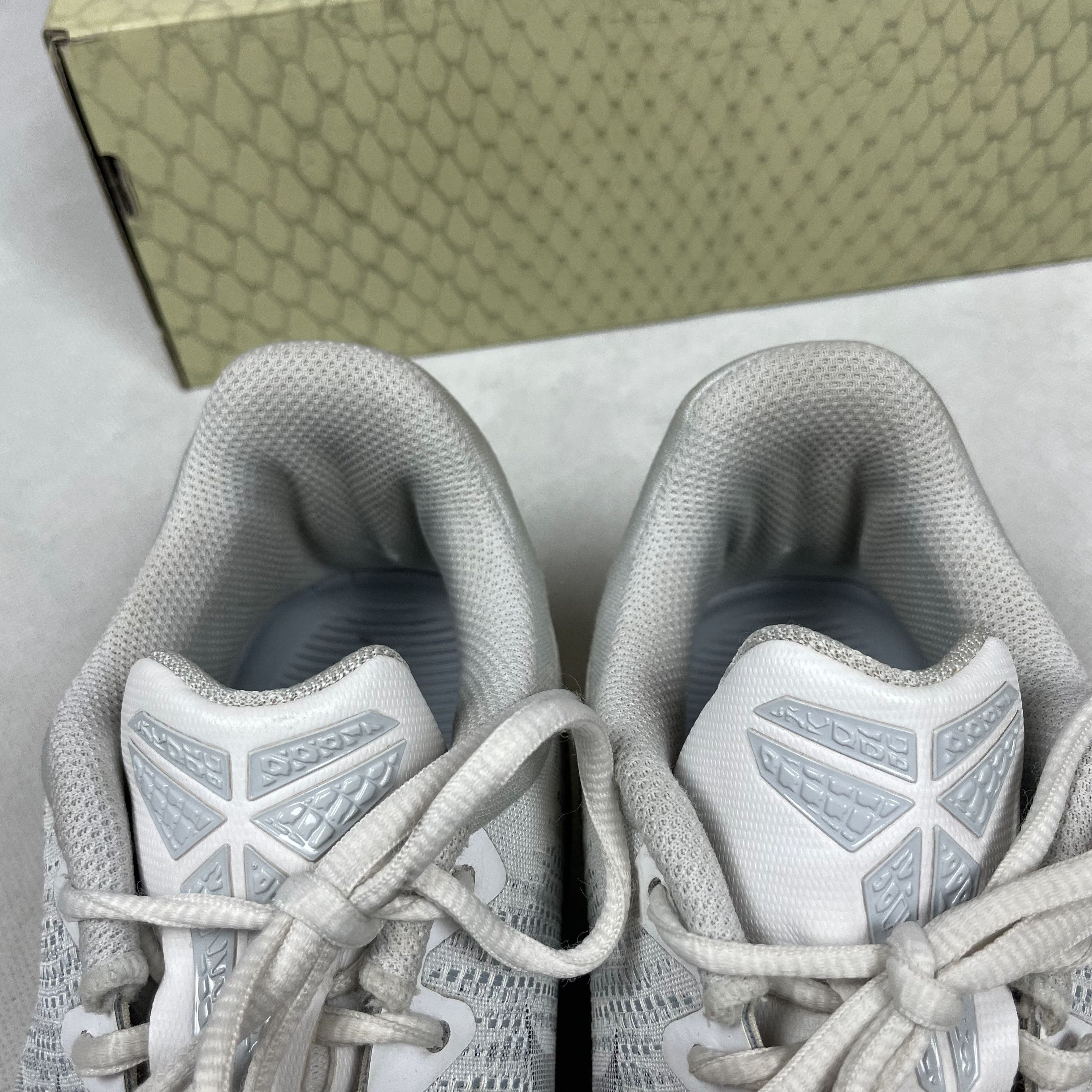 Nike Nike Mamba Rage 908972-100 Men's White Basketball Shoes 10 Size US 10 / EU 43 - 17 Thumbnail