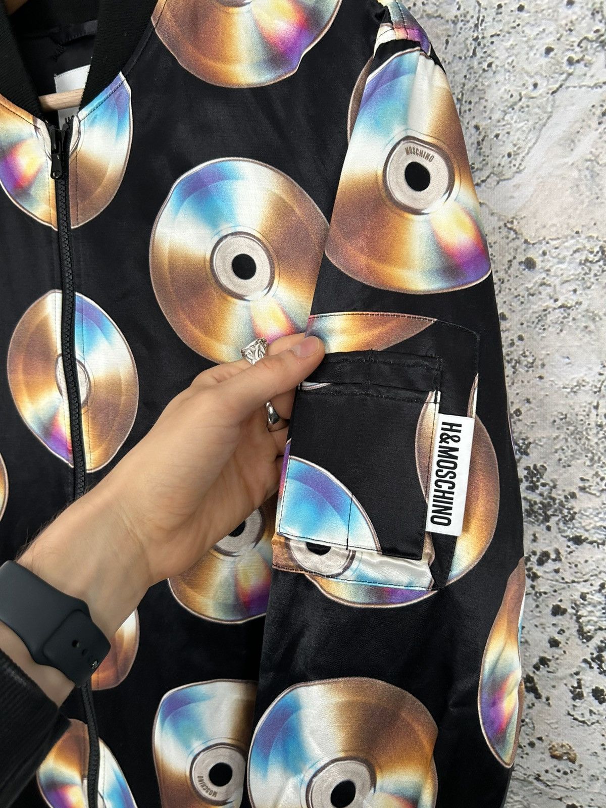 H&M × Moschino H&M x Moschino CDs Vinyls Jacket Avant Garde Designer Size S / US 4 / IT 40 - 5 Thumbnail
