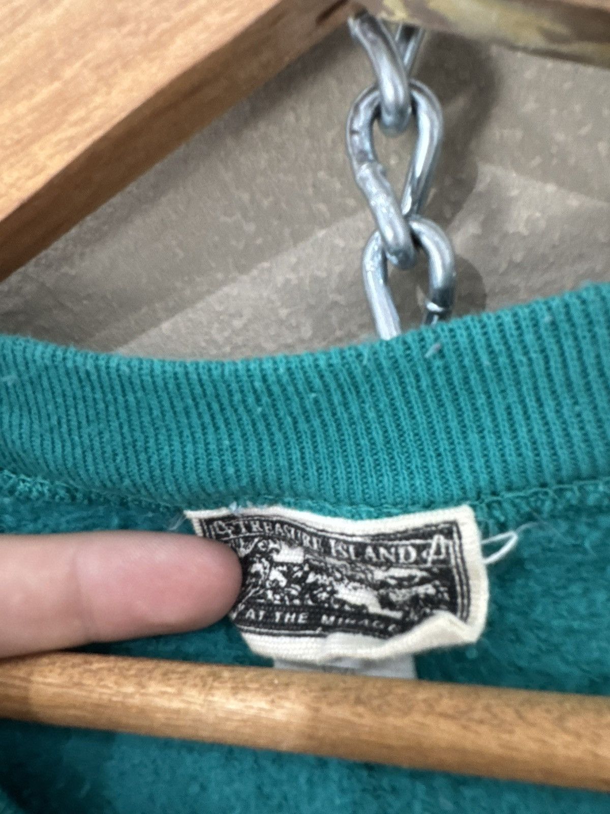 Jerzees Vintage 90s “Treasure Island” Boxy Green sweatshirt Size US XXL / EU 58 / 5 - 3 Thumbnail