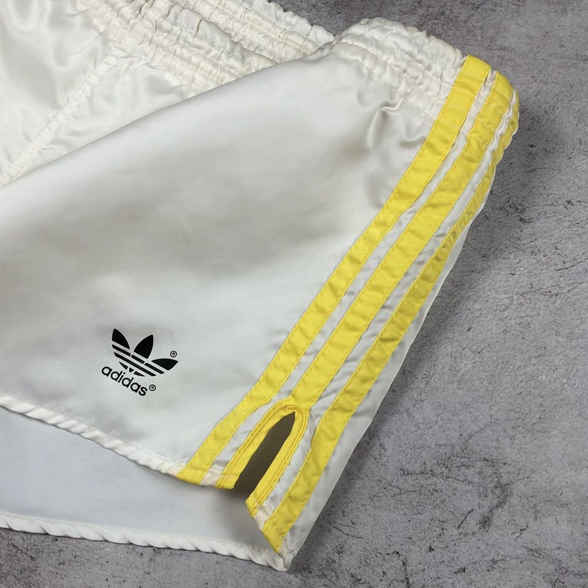 Adidas Adidas West Germany Shorts Vintage Nylon Sprinter Trefoil Size US 32 / EU 48 - 10 Thumbnail
