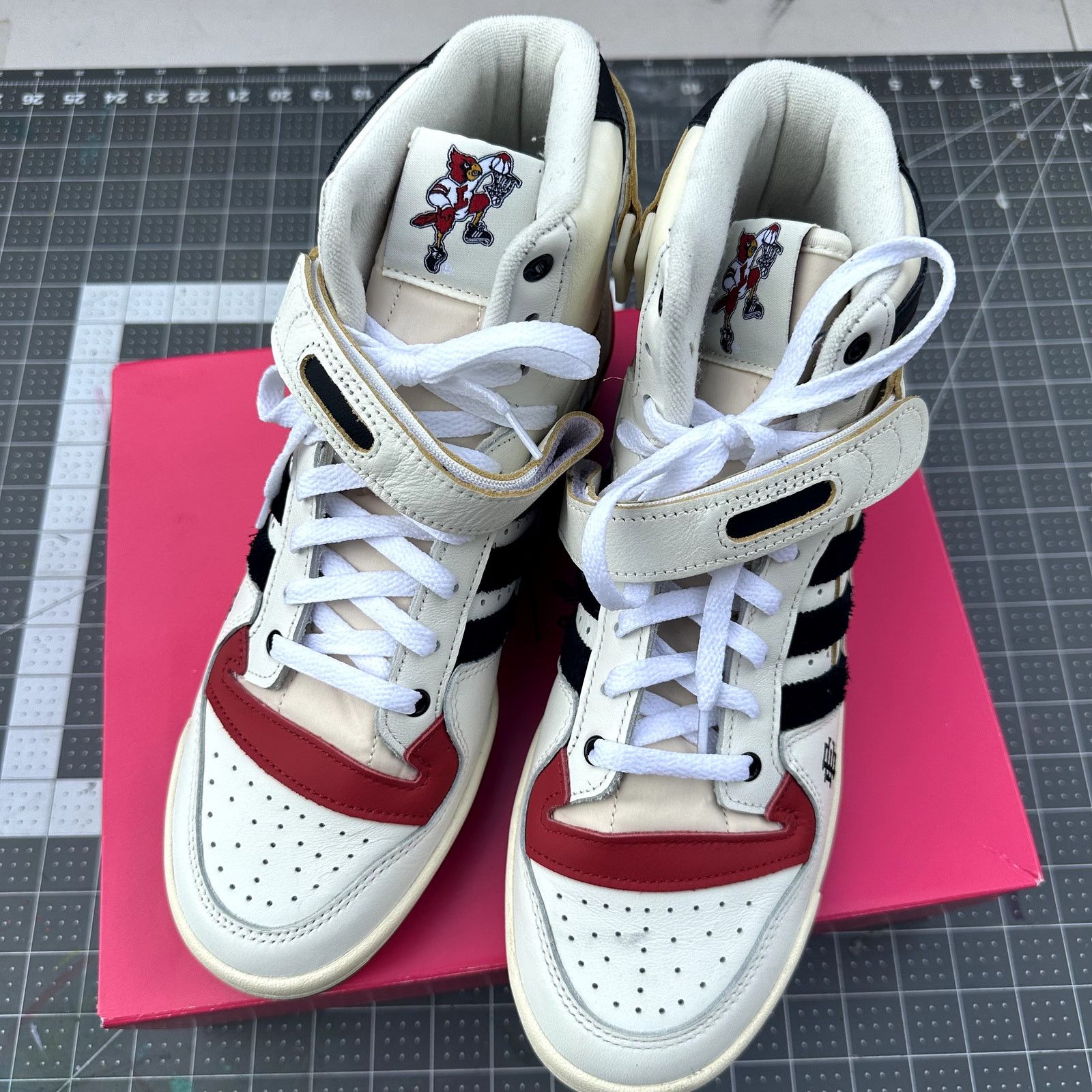 Eric Emanuel Eric Emmanuel x Adidas Forum 84 Size US 9.5 / EU 42-43 - 2 Thumbnail