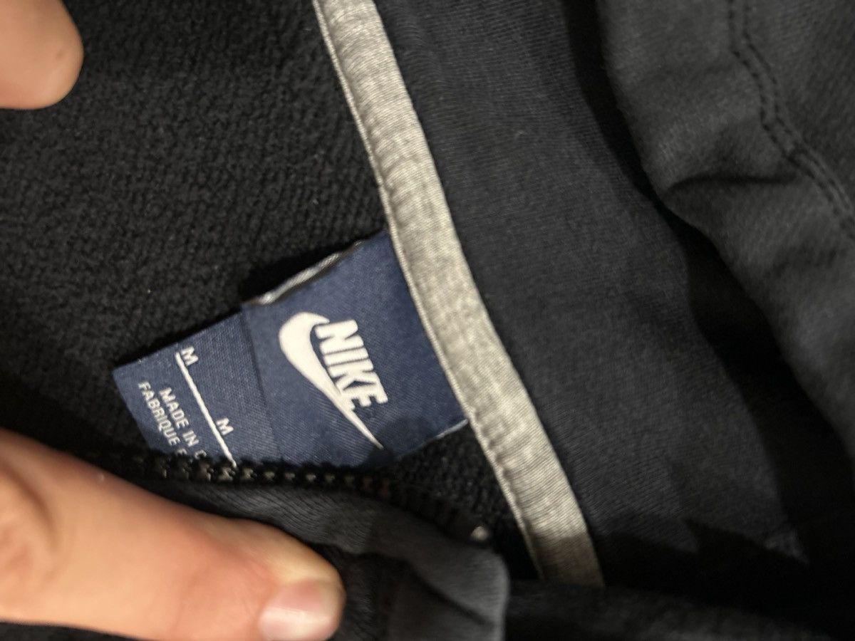 Nike Vintage Nike Tech Zip Up Size US M / EU 48-50 / 2 - 4 Thumbnail