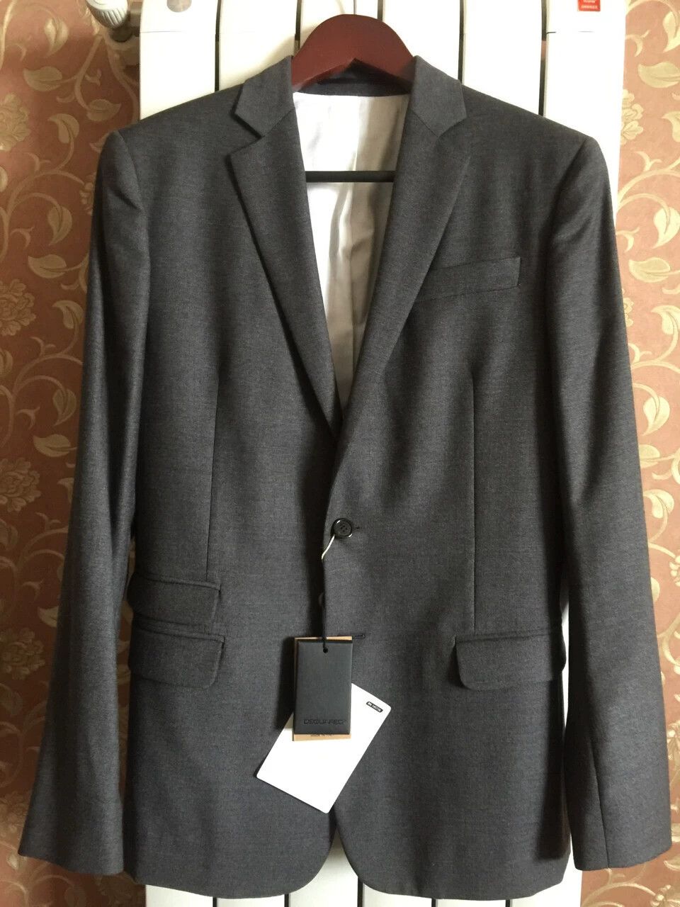 Dsquared2 Dsquared2 D2 Slim Virgin Wool Two-Button Suit Jacket ITALY Size 48R - 1 Thumbnail