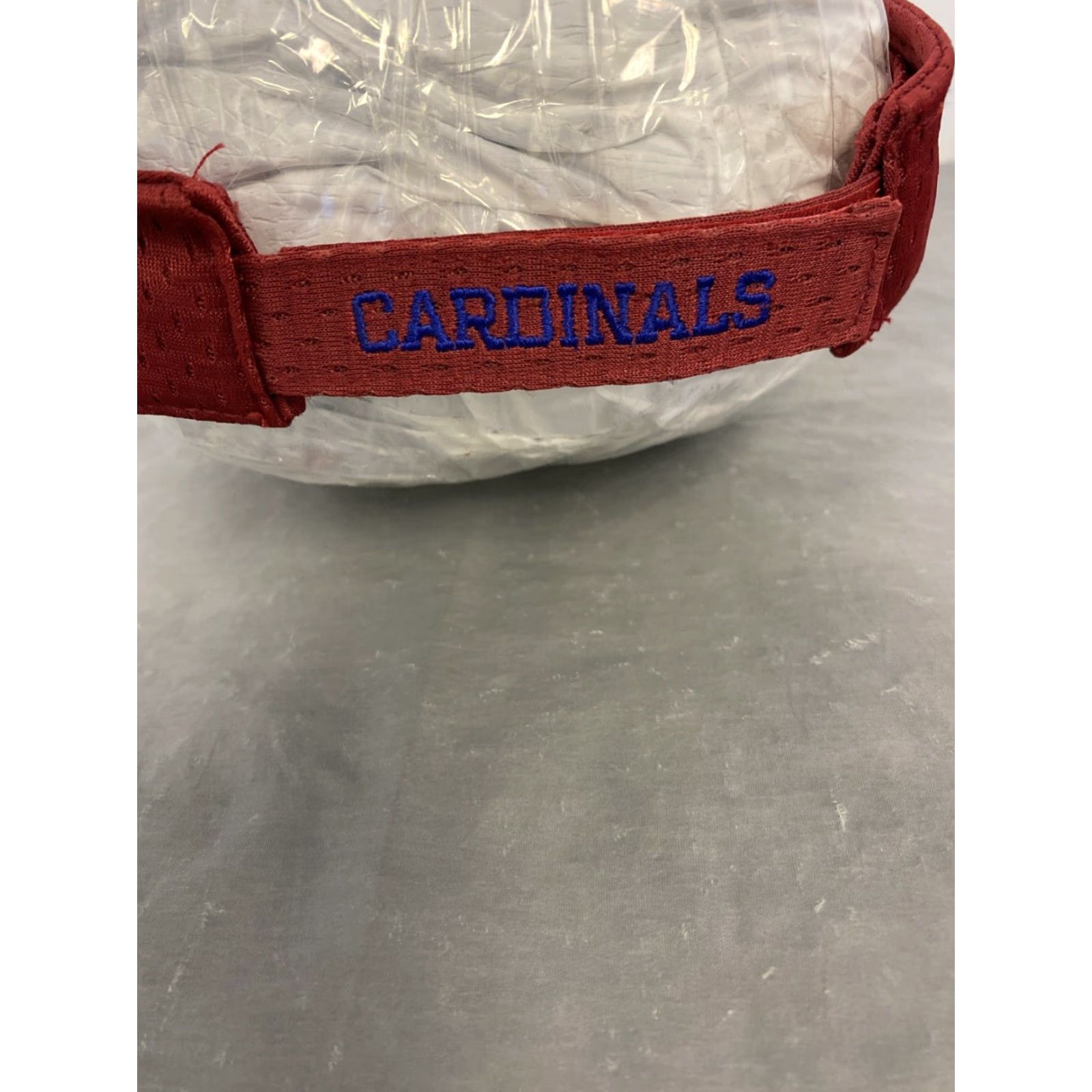 NFL VINTAGE Arizona Cardinals Sun Visor Strapback NFL Mens One Size Maroon Football NFL Fans Size ONE SIZE - 4 Thumbnail