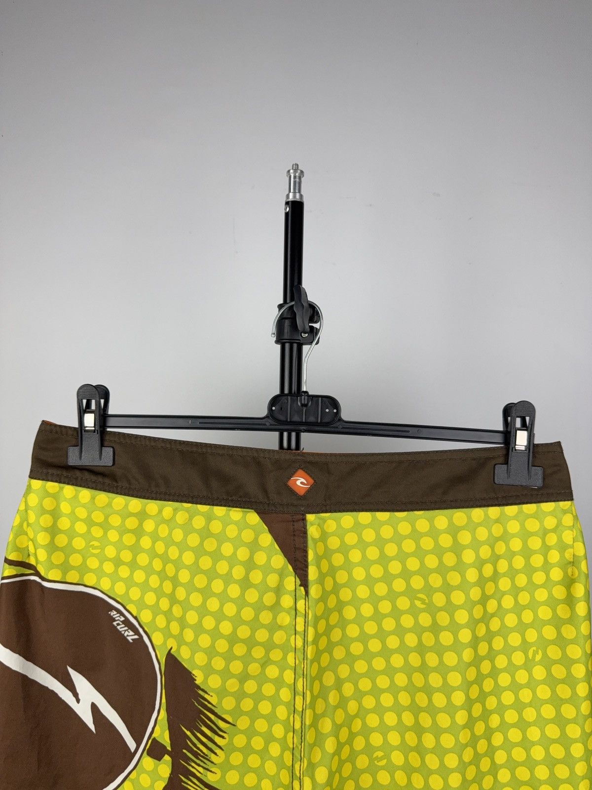 Rip Curl 00s CRAZY Rip Curl Skull Print Boardshorts Surf Art Style Size US 32 / EU 48 - 6 Thumbnail