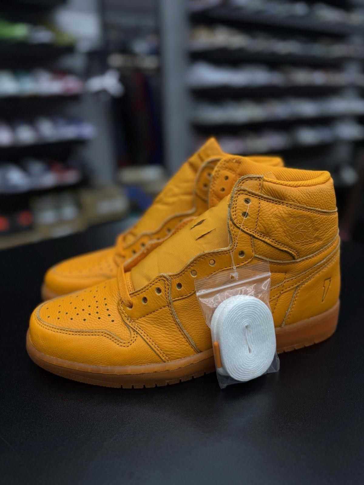 Jordan Brand Size 10 - Air Jordan 1 Retro OG G8RD High Orange Peel Size US 10 / EU 43 - 2 Thumbnail