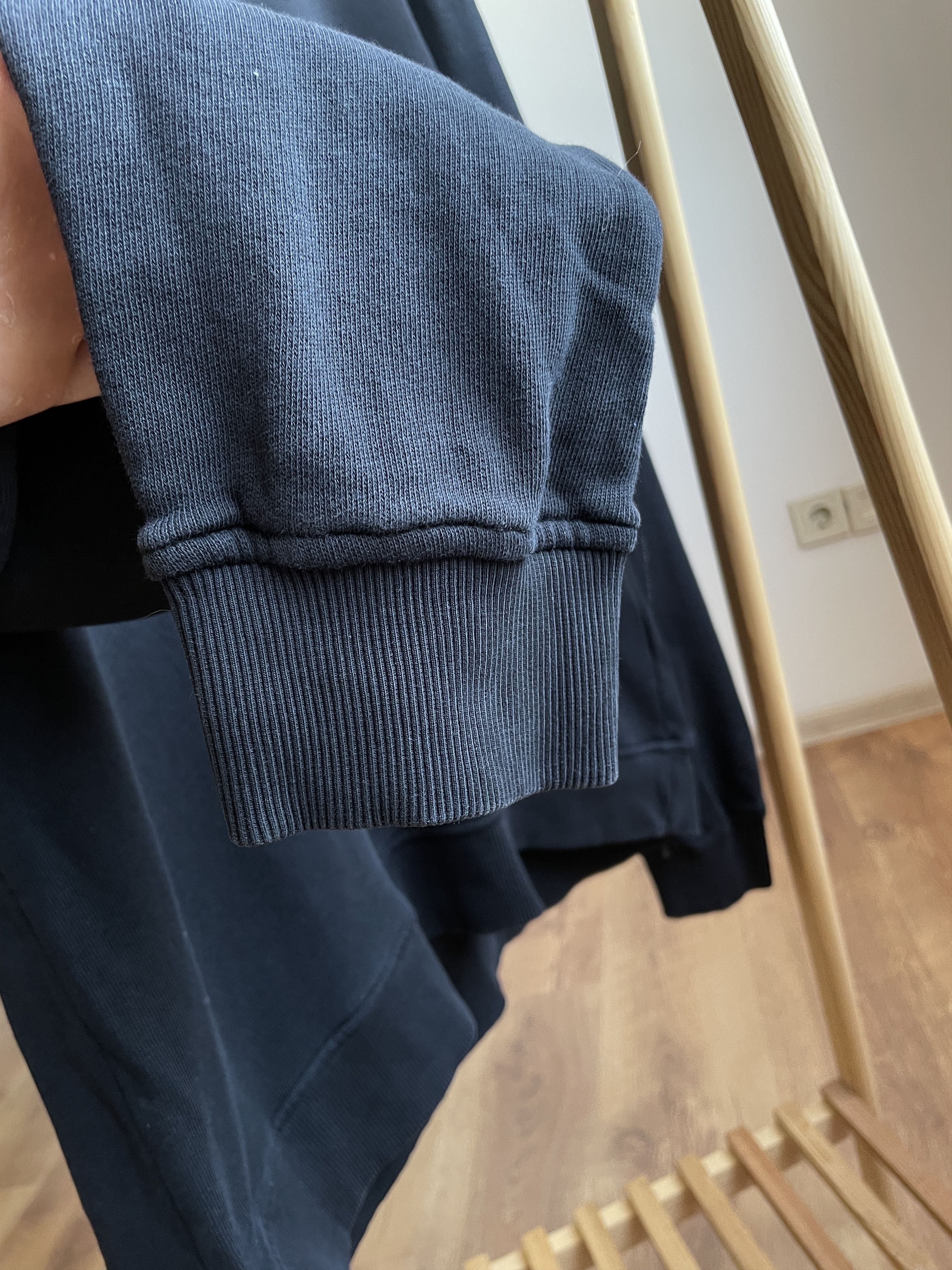 Thom Krom Thom Krom Avant Garde Exposed Seams Sweatshirt Size L Size US L / EU 52-54 / 3 - 8 Thumbnail