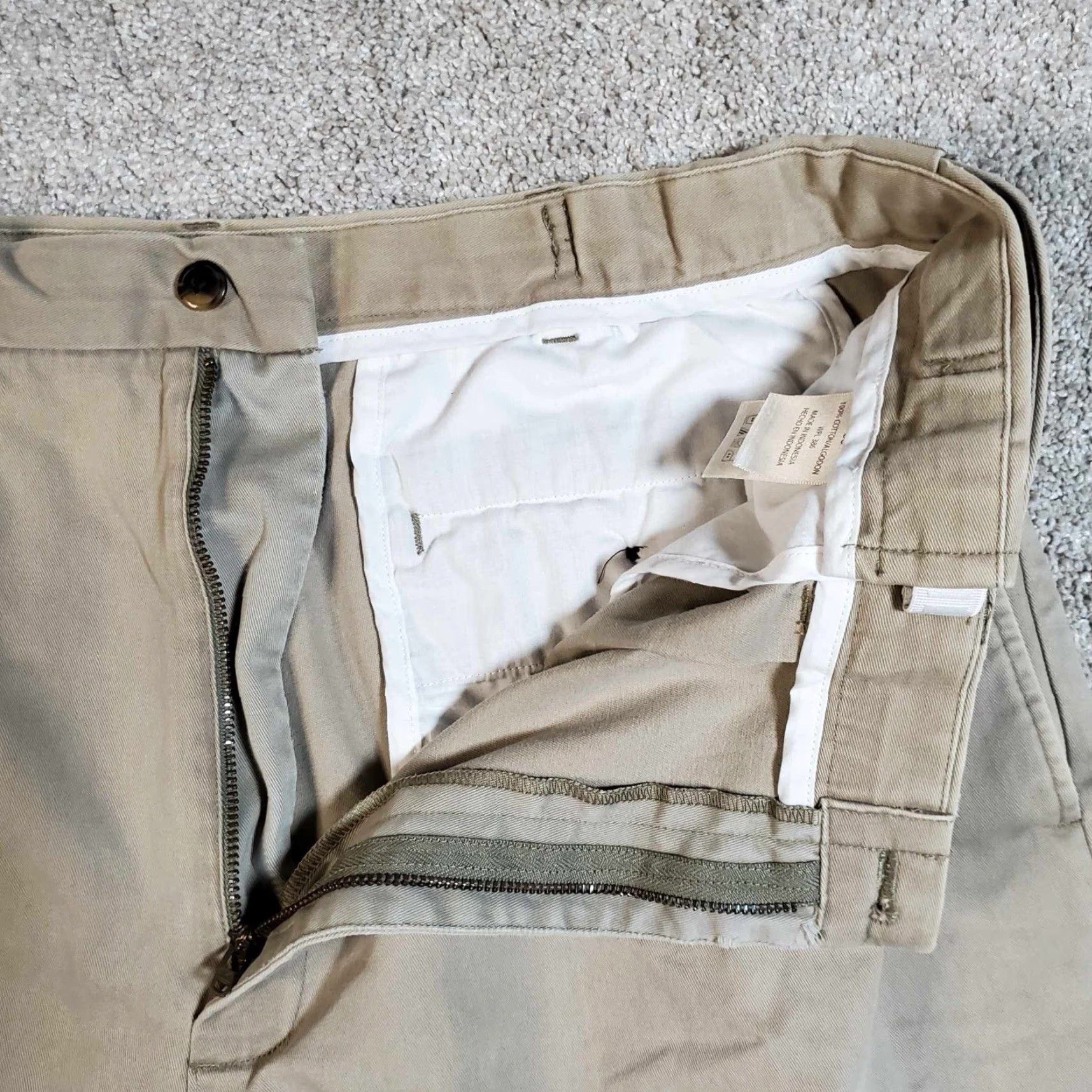 Vintage Q Shorts Mens 38 Khaki Front Pleated Chino Pockets Fishing Golf Waking Size US 38 / EU 54 - 7 Thumbnail