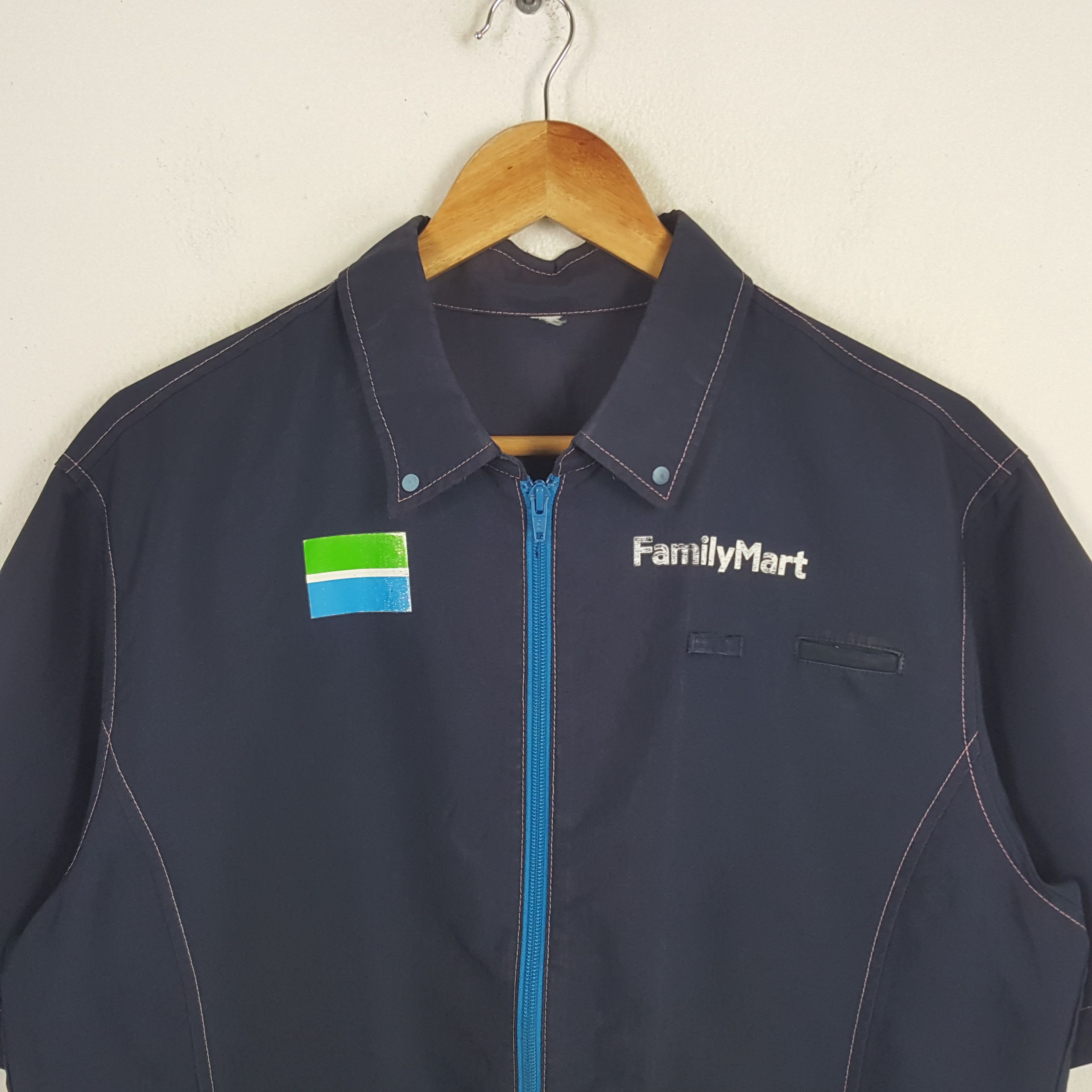 Japanese Brand × Vintage Vintage Family Mart Japanese Brand Uniform Jacket Size US M / EU 48-50 / 2 - 2 Thumbnail