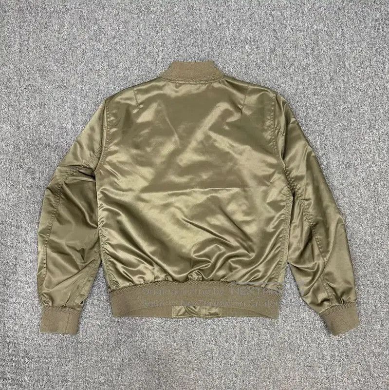 Burberry Burberry Men's Green Polyester Bomber Jacket. Size US M / EU 48-50 / 2 - 2 Thumbnail