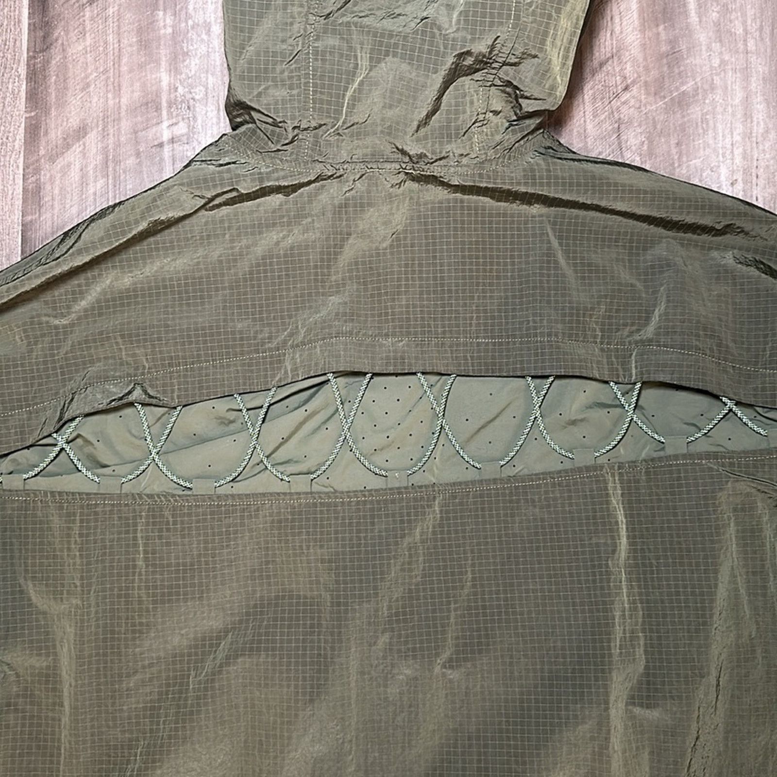 Lululemon Lululemon Cinch-Back Half Zip Hiking Pullover - 8 Size M / US 6-8 / IT 42-44 - 4 Thumbnail