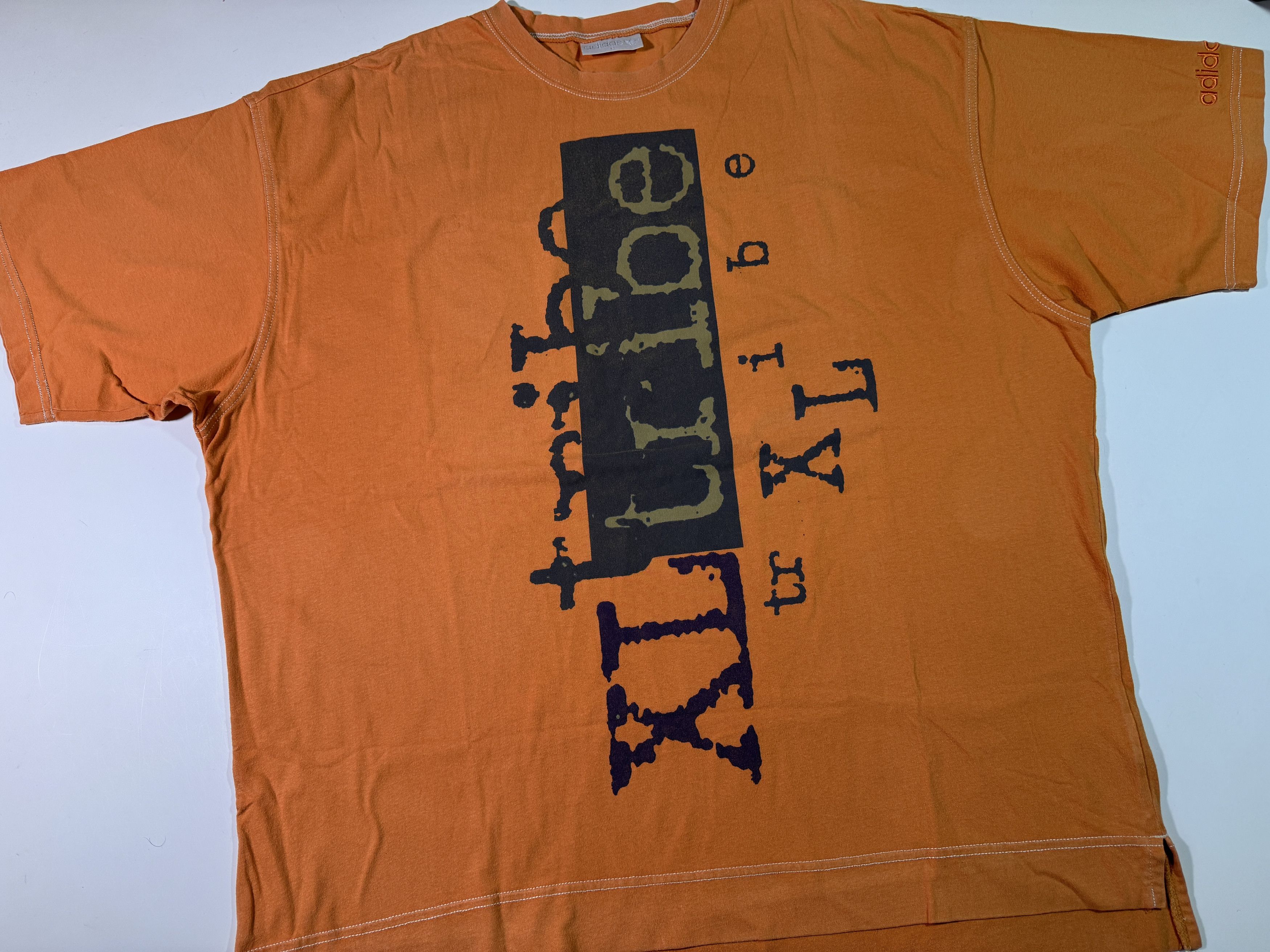 Adidas Vintage Adidas Originals X-large Tribe T-shirt Size US M / EU 48-50 / 2 - 2 Thumbnail