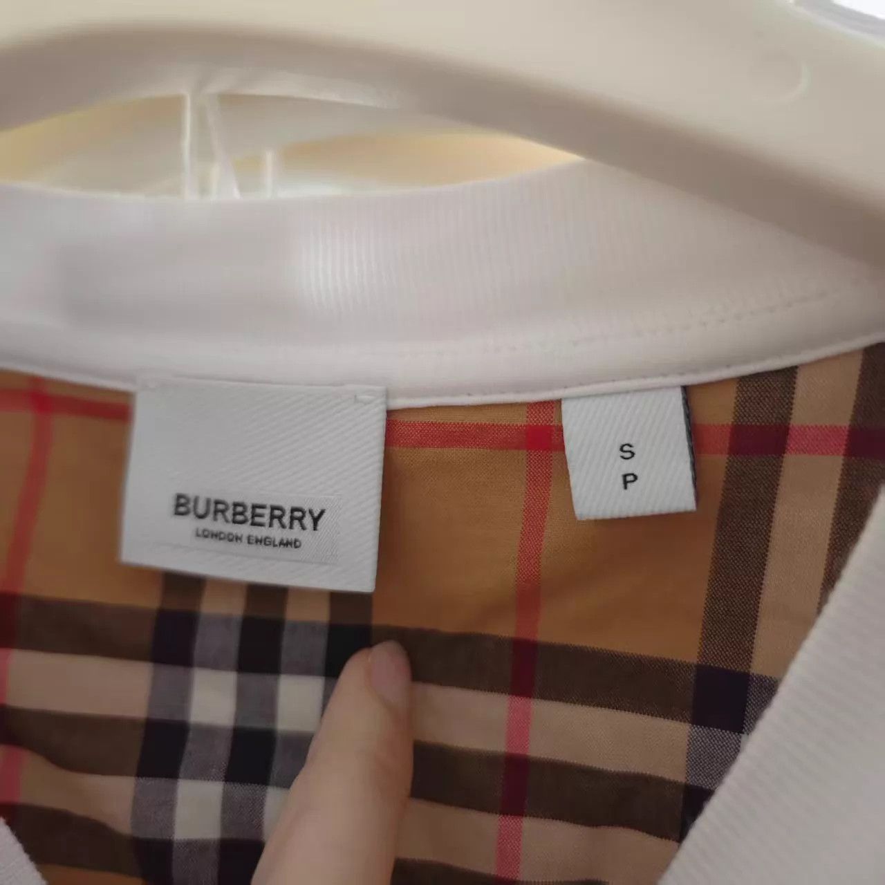Burberry Burberry Nova Check short sleeve 99 New size S Size US S / EU 44-46 / 1 - 3 Thumbnail