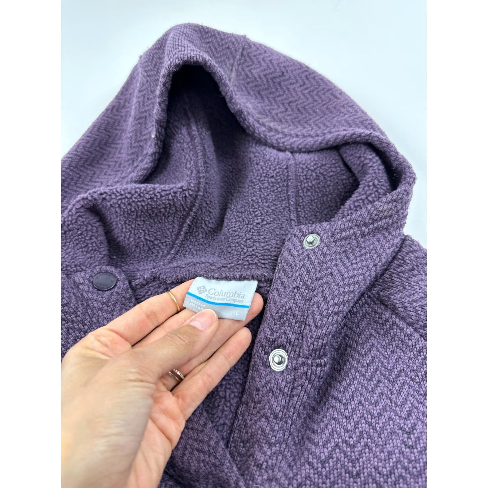 Vintage Columbia Sweater Womens Large Purple Chevron Hooded Long Sleeve Button Front Pullover Casual Outdoor Fall Winter Size L / US 10 / IT 46 - 3 Thumbnail