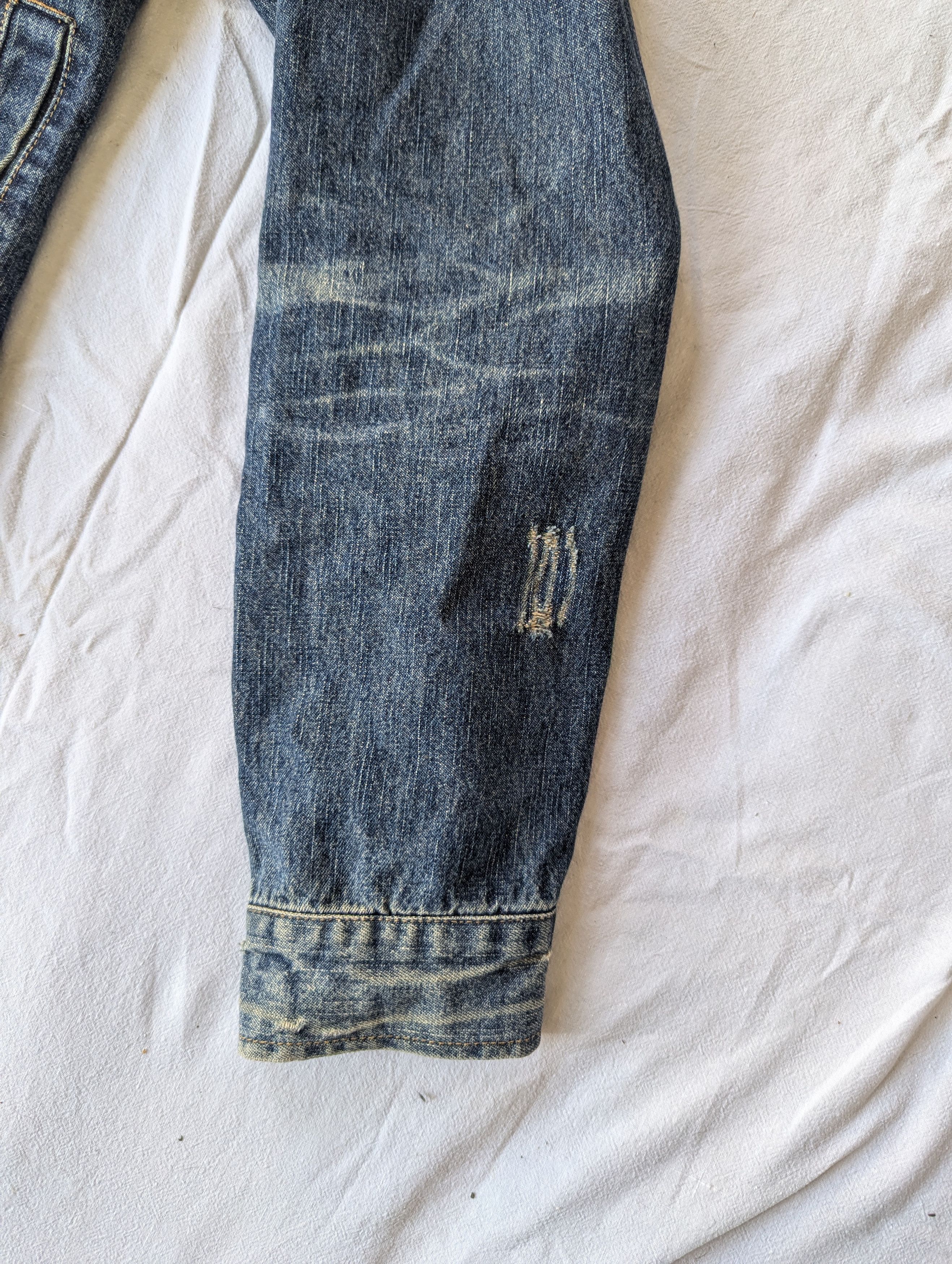Other InTheAttic distressed cigarette holder denim jacket Size US L / EU 52-54 / 3 - 8 Thumbnail