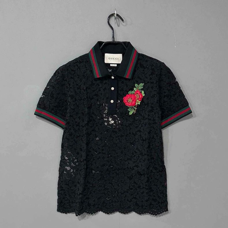 Gucci Gucci Hollow-in lace short sleeves 2506-Nextarrow Size S / US 4 / IT 40 - 1 Thumbnail