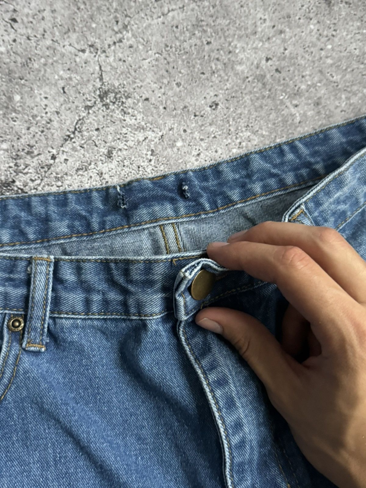 Vintage Vintage Baggy Y2K distressed trash denim jeans pants Size US 32 / EU 48 - 7 Thumbnail