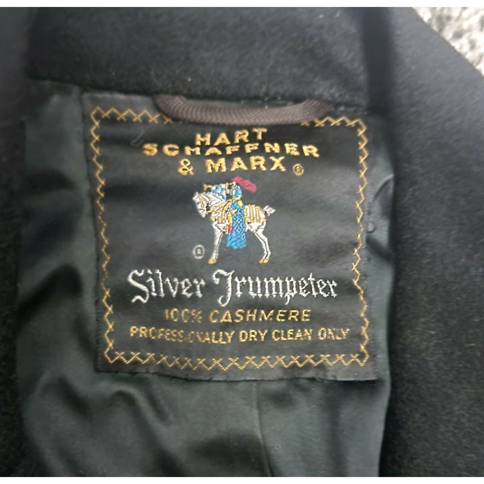 Hart Schaffner Marx VINTAGE Hart Schaffner Marx Coat Trench Black 100% Cashmere L Men Long Overcoat Insulated Lined Pockets USA Size US L / EU 52-54 / 3 - 3 Thumbnail