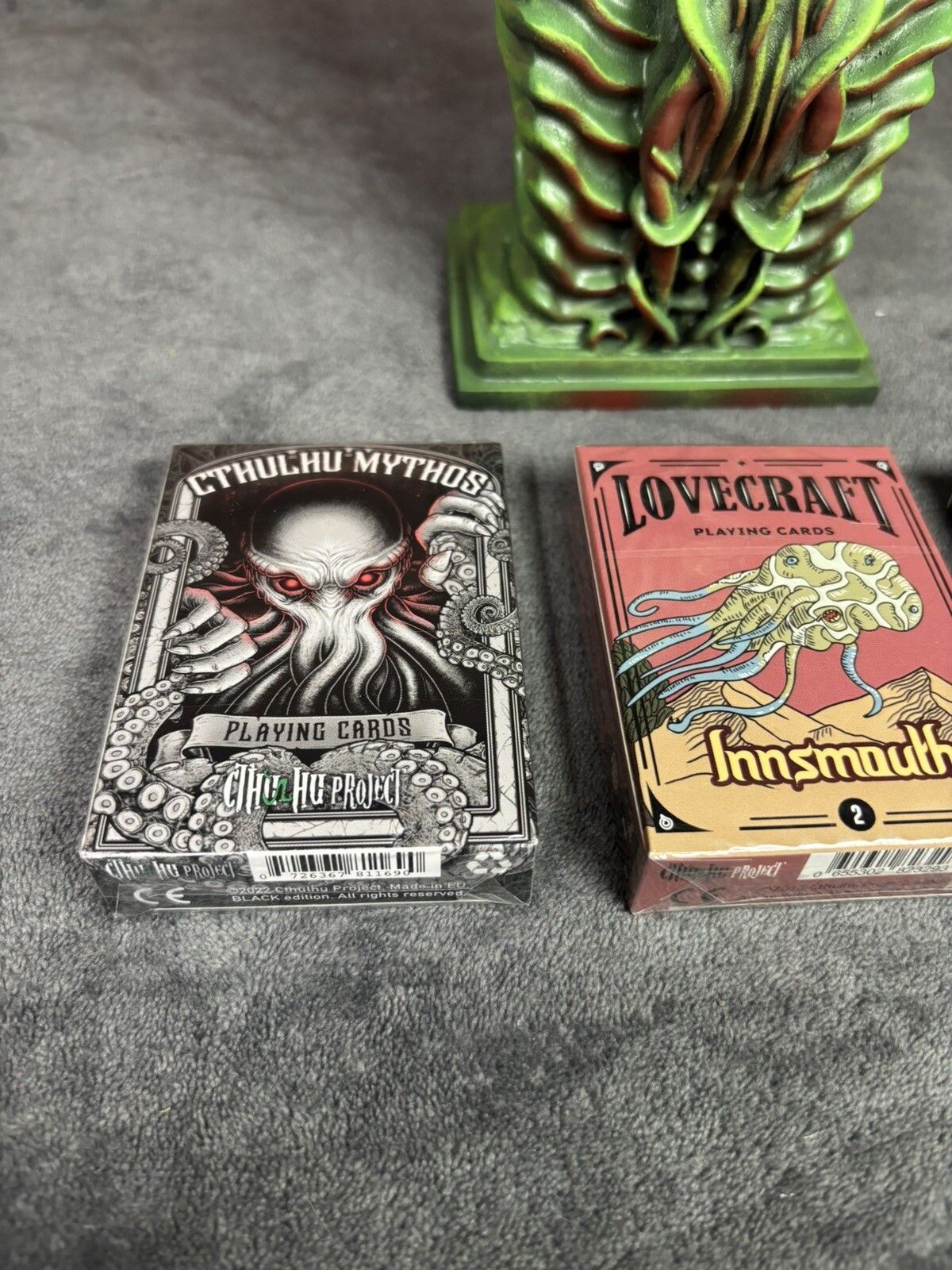 Other Cthulhu Card Holder With 3 Packs Mythos Poker Cards Size ONE SIZE - 6 Thumbnail