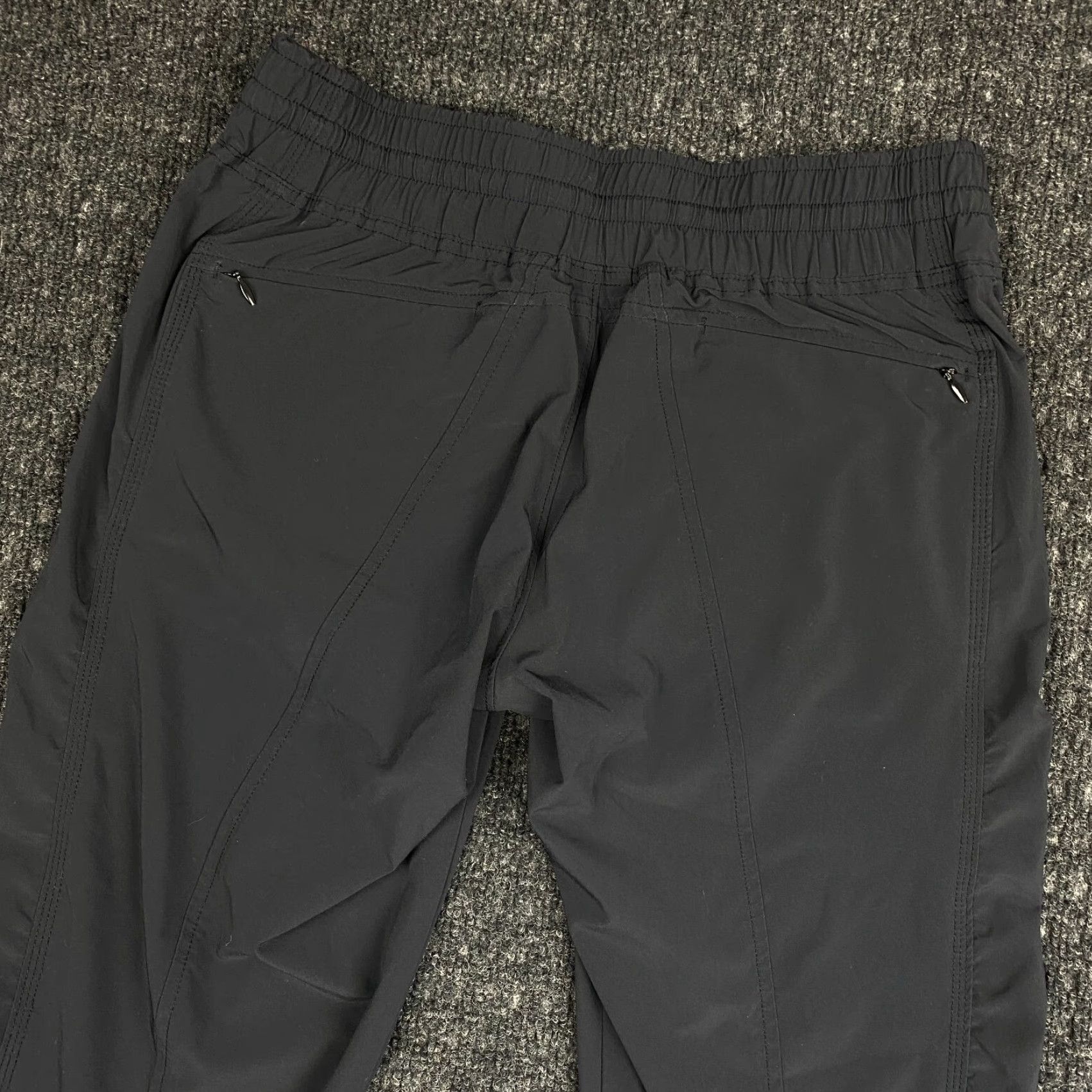 Athleta Womens Athleta La Viva Capri Pants 2 Black Drawstring Elastic Waist Ankle Breathing Comfortable Athletic Track Pants Womens Size 26" / US 2 / IT 38 - 4 Thumbnail