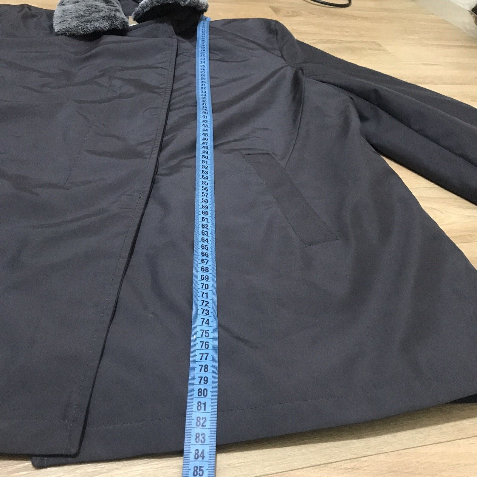 Burberry VINTAGE Burberry women jacket coat Nova Check FAUX FUR GRAY Size XL / US 12-14 / IT 48-50 - 21 Thumbnail
