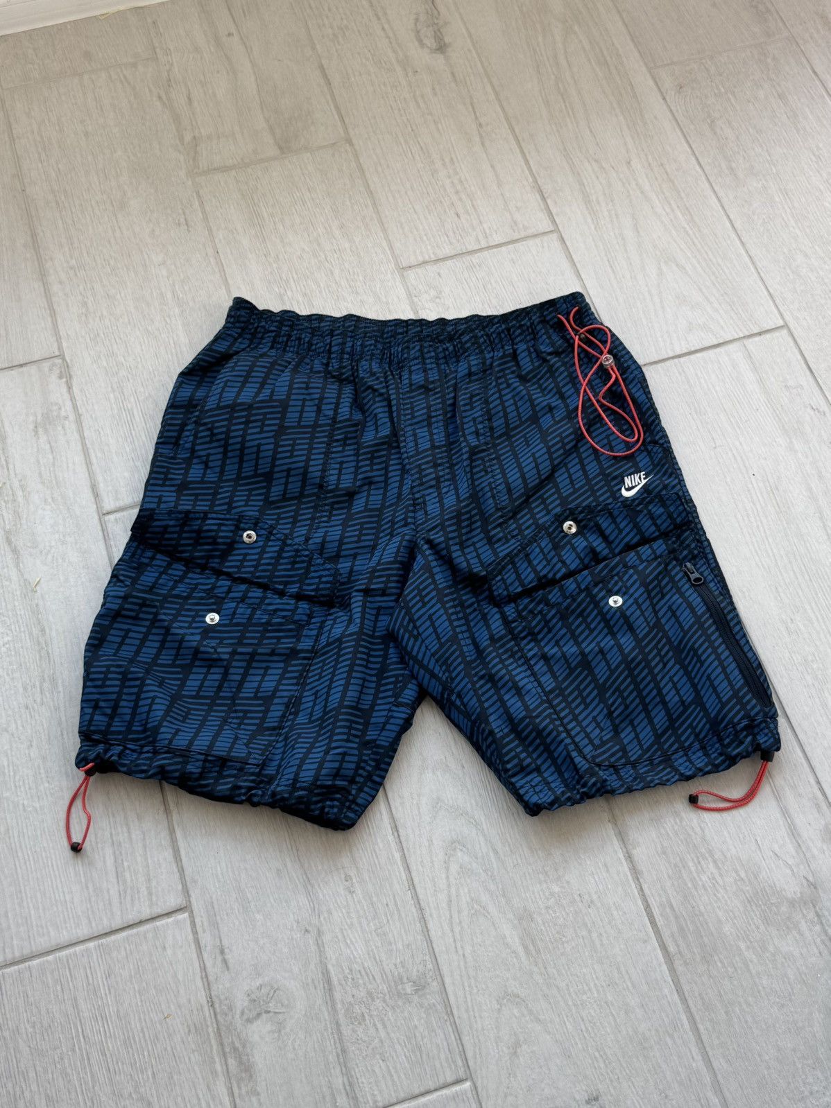 Nike Nike Variant Techwear Cargo Shorts Gorpcore Pattern Size US 32 / EU 48 - 2 Thumbnail