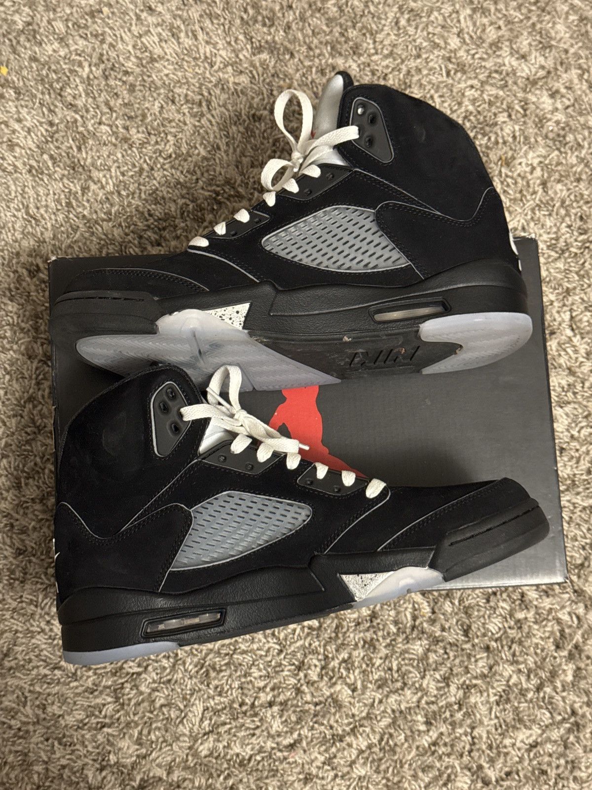 Jordan Brand Jordan 5 Retro “Black Metallic Reimagined” Size US 8 / EU 41 - 4 Thumbnail