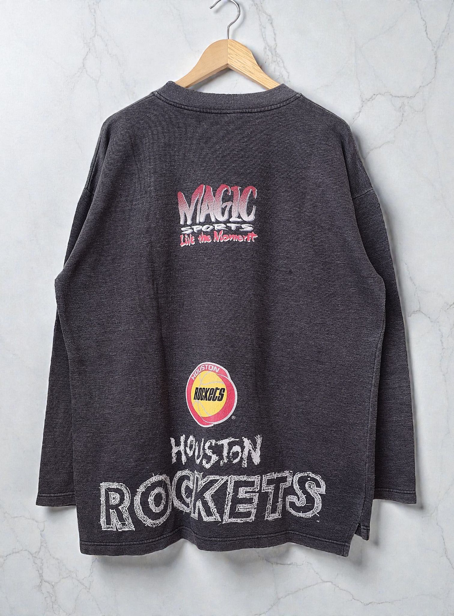 NBA Rare 90s Houston Rockets by Magic Johnson AOP Sweatshirt Size US XL / EU 56 / 4 - 2 Thumbnail