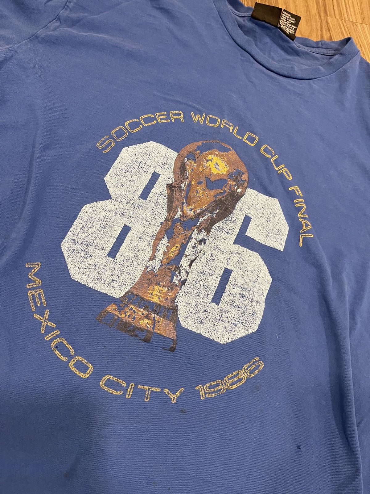 Other 1986 World Cup Graphic Tee Size US XL / EU 56 / 4 - 1 Thumbnail