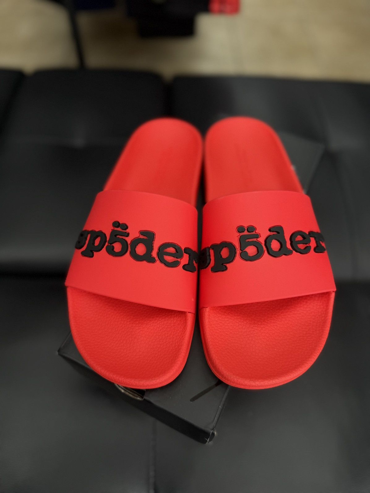 Sp5der Spider Red Slip On Slides Size (8) Brand New Size US 8 / EU 41 - 2 Thumbnail