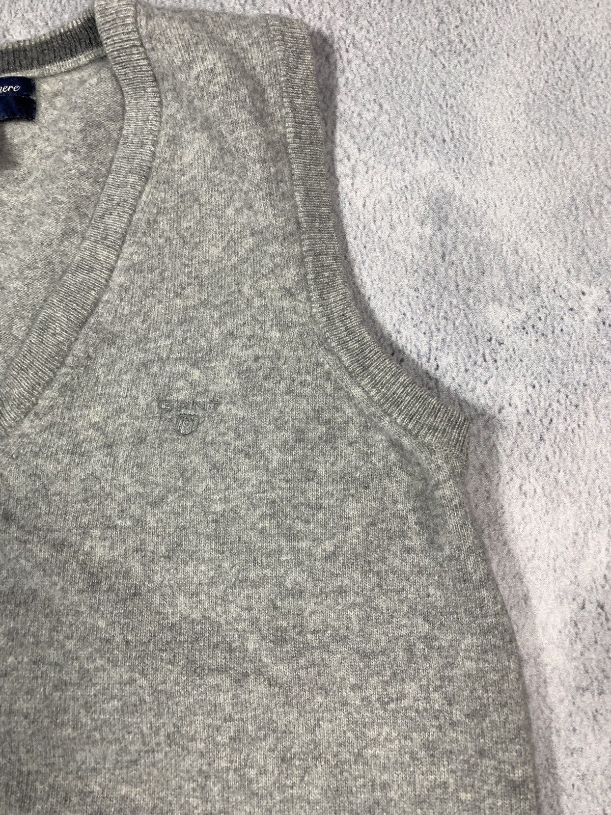 Gant × Vintage Vinathe Y2K Gant cashmere wool vest oldmoney style size L Size L / US 10 / IT 46 - 3 Thumbnail