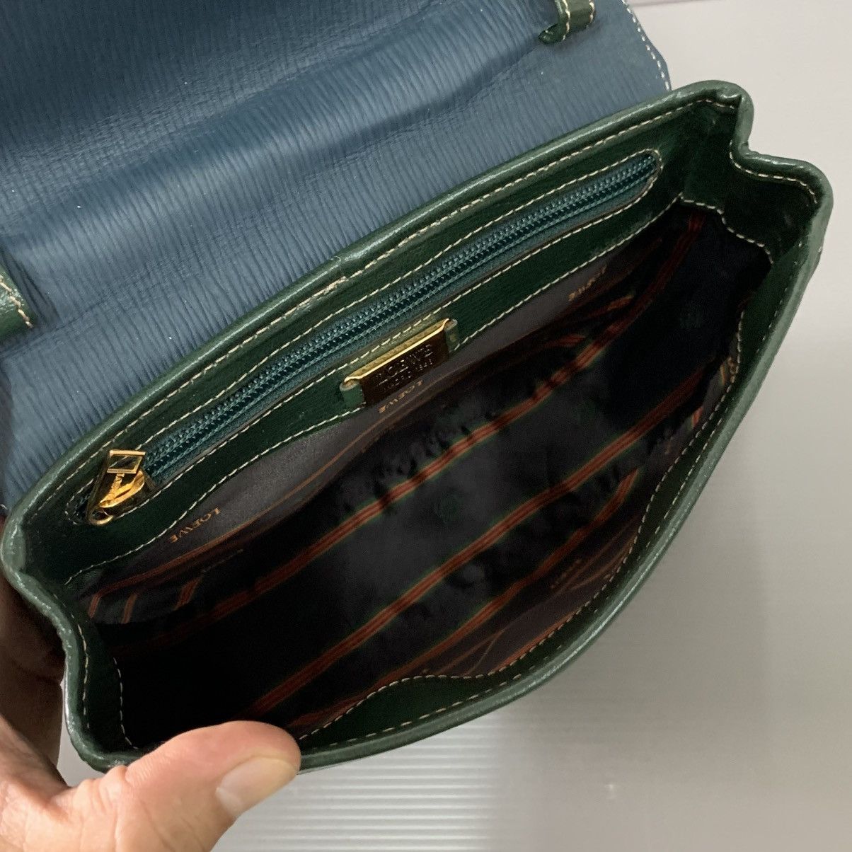 Loewe Loewe Leather Top Handle Sling Bag Size ONE SIZE - 14 Thumbnail