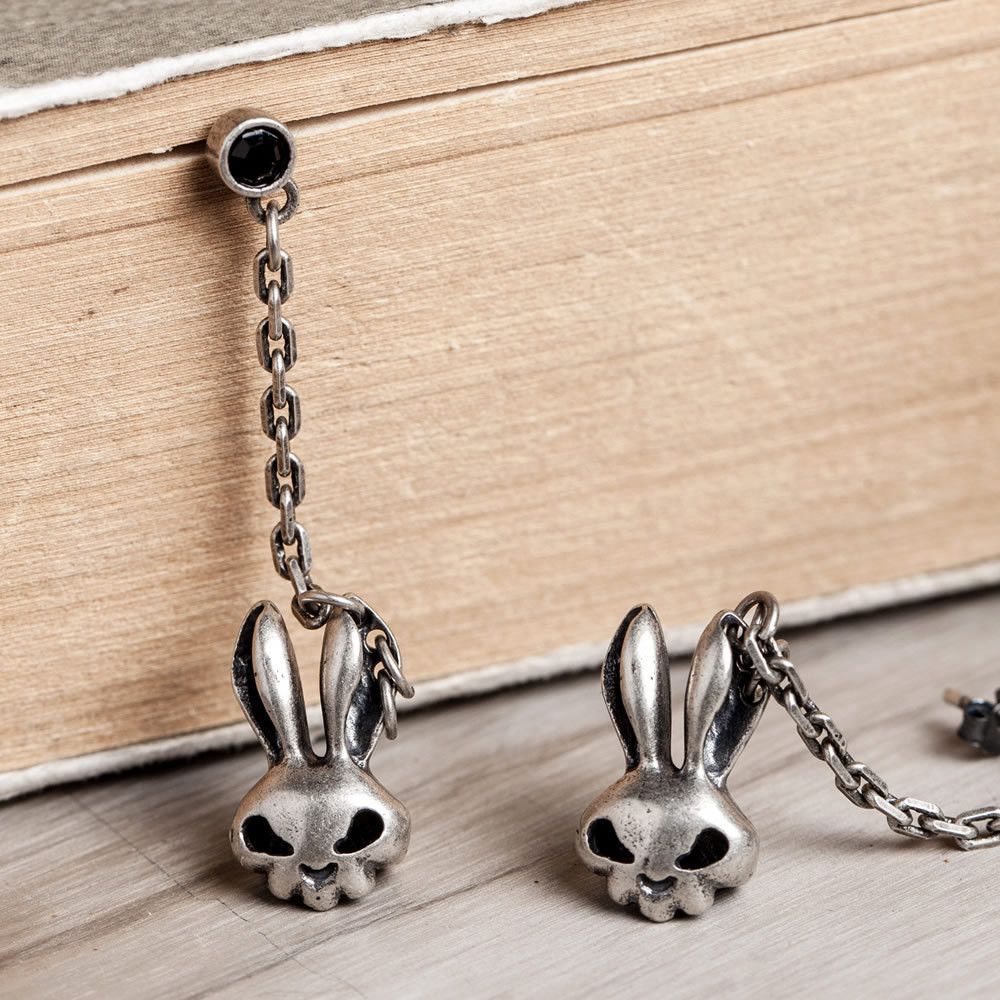 Jewelry Rabbit 925 Silver Dark Earrings One Pairs Chrome Jewelry Size ONE SIZE - 1 Thumbnail