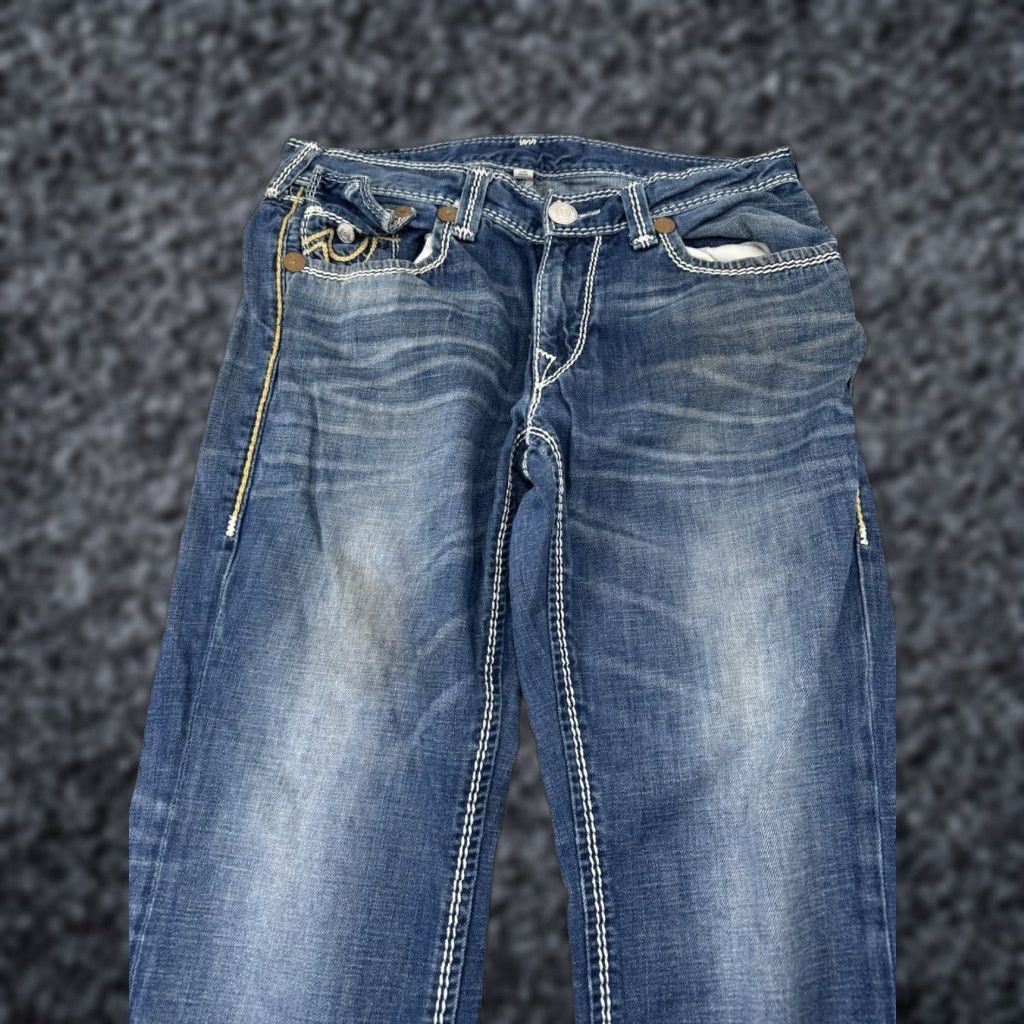 True Religion VINTAGE True Religion Ricky Big T Jeans Men 34x32 Distressed Horseshoe Pocket Denim Blue 34 Inseam Relaxed Straight mens Size US 34 / EU 50 - 1 Thumbnail