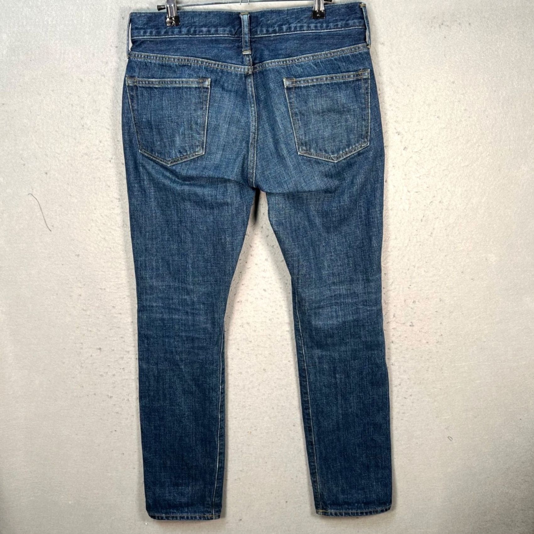 J.Crew J.CREW Jeans Slim 30 x 32 Denim Distressed Medium Wash 484 Mens Straight 5-Pocket Blue Cotton Cotton Blend Jeans Type: Jeans Size US 30 / EU 46 - 2 Thumbnail
